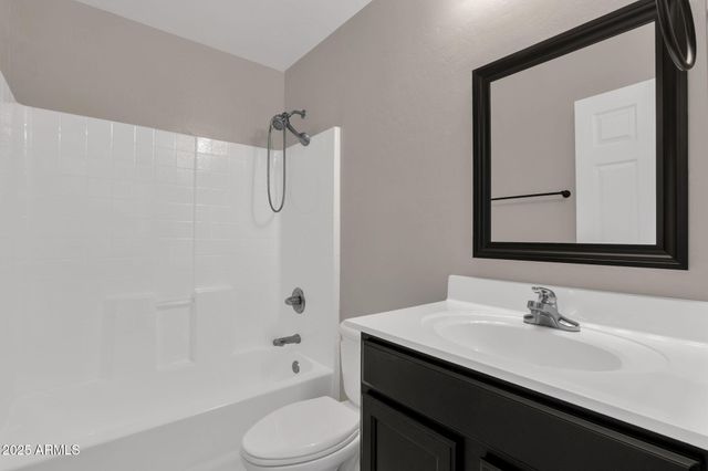 29272 N YELLOW BEE Drive N, San Tan Valley, AZ 85143