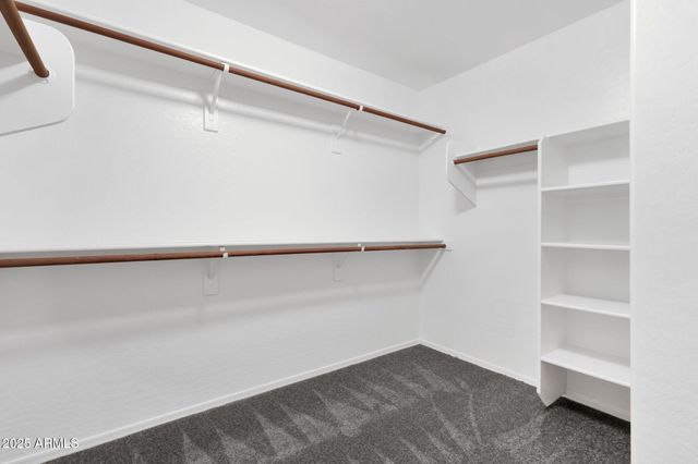 29272 N YELLOW BEE Drive N, San Tan Valley, AZ 85143