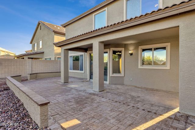 29272 N YELLOW BEE Drive N, San Tan Valley, AZ 85143