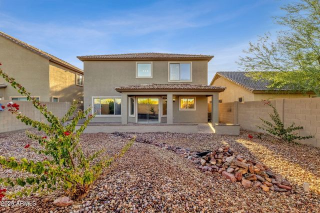 29272 N YELLOW BEE Drive N, San Tan Valley, AZ 85143