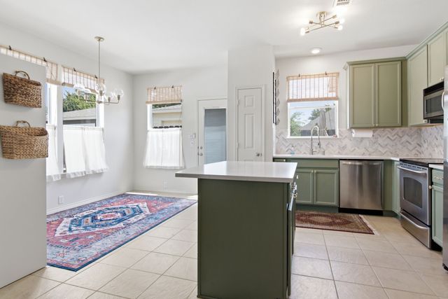 10812 Astor Drive, Fort Worth, TX 76244