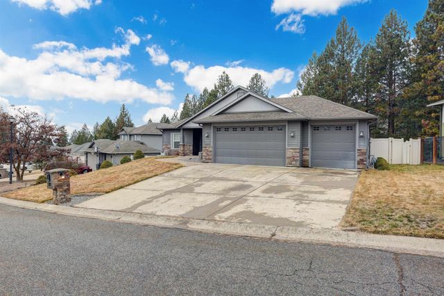 5805 N Hermosa Cir, Otis Orchards, WA 99027