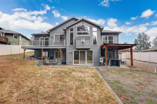 5805 N Hermosa Cir, Otis Orchards, WA 99027