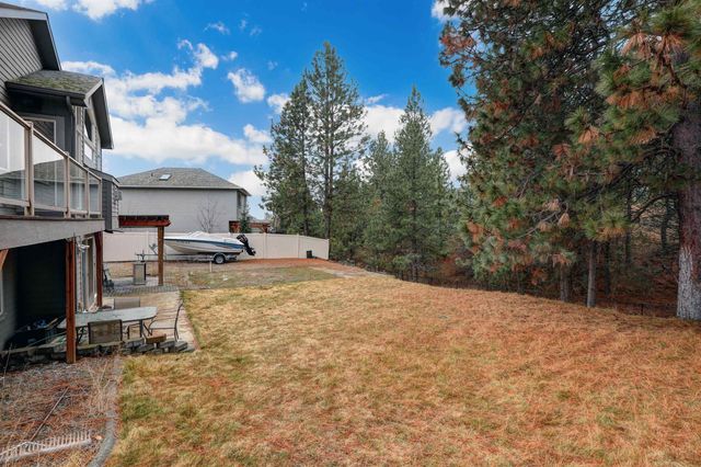 5805 N Hermosa Cir, Otis Orchards, WA 99027