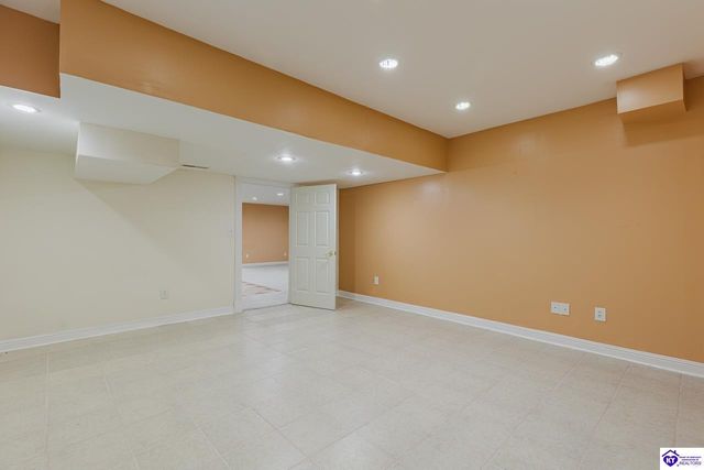 262 Thousand Oaks Drive, Elizabethtown, KY 42701