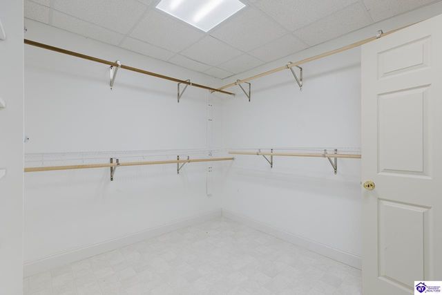 262 Thousand Oaks Drive, Elizabethtown, KY 42701