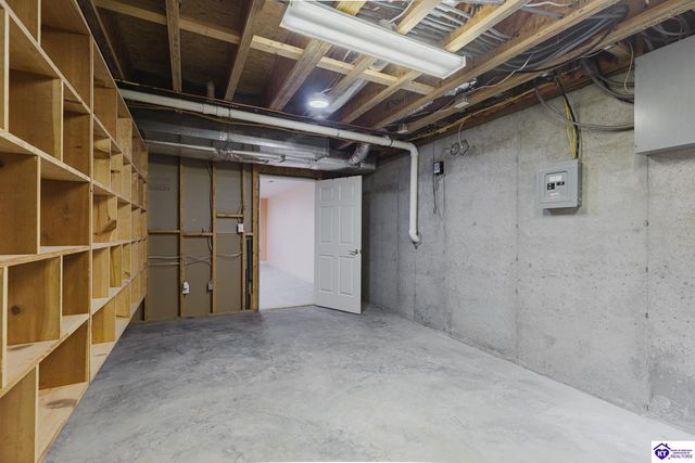 262 Thousand Oaks Drive, Elizabethtown, KY 42701