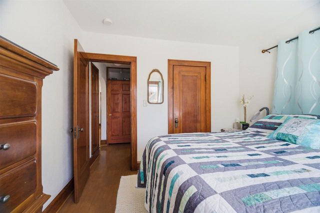 1306 S LAWE STREET, Appleton, WI 54915