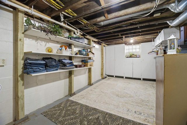 1306 S LAWE STREET, Appleton, WI 54915