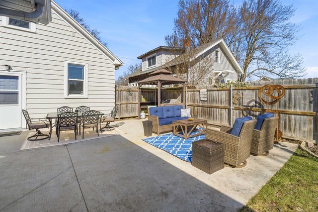 1306 S LAWE STREET, Appleton, WI 54915