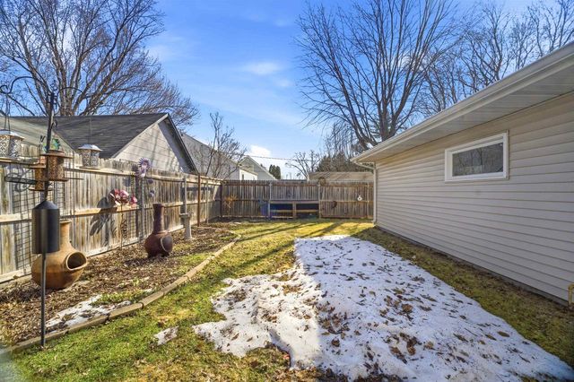 1306 S LAWE STREET, Appleton, WI 54915