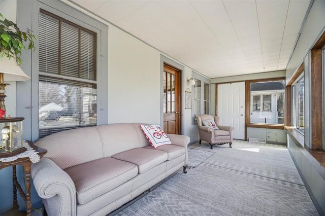 1306 S LAWE STREET, Appleton, WI 54915