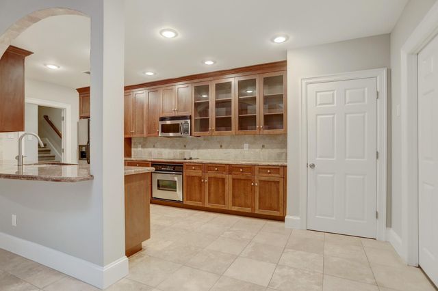 1849 Post Oak Park Drive 1849, Houston, TX 77027