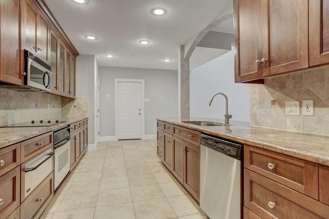 1849 Post Oak Park Drive 1849, Houston, TX 77027