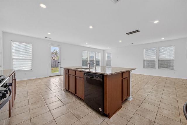 611 Ash Mill Drive, Houston, TX 77090