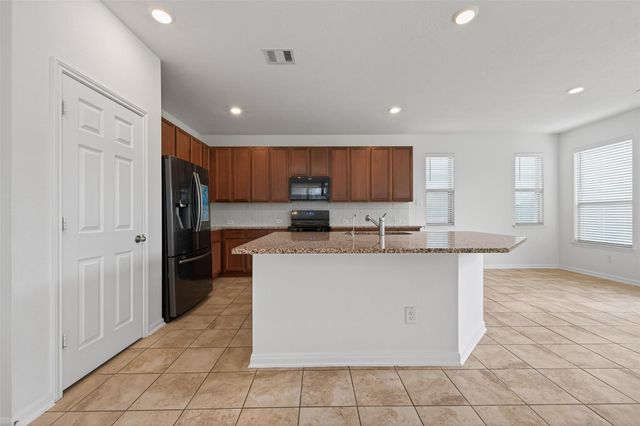 611 Ash Mill Drive, Houston, TX 77090