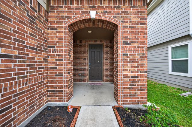 611 Ash Mill Drive, Houston, TX 77090