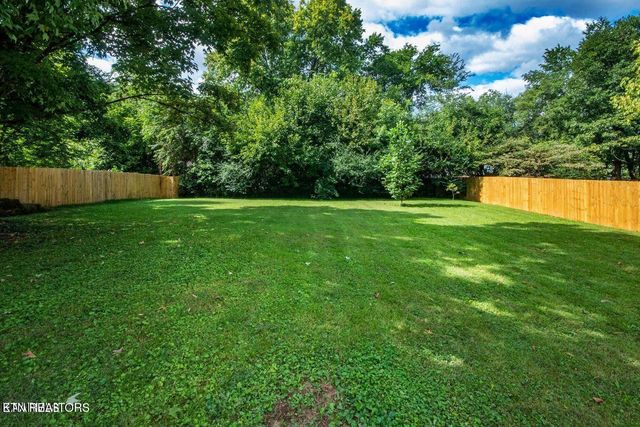 3123 Brunswick St, Knoxville, TN 37917