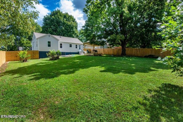 3123 Brunswick St, Knoxville, TN 37917