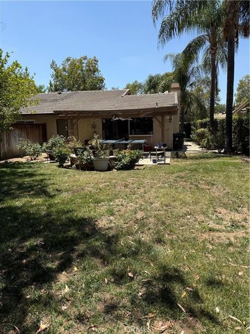 25852 Estaban, Valencia, CA 91355