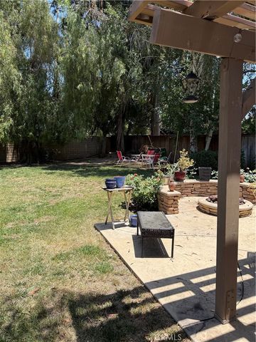 25852 Estaban, Valencia, CA 91355