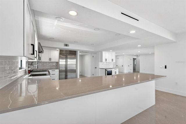 319 MIDWAY ISLAND, Clearwater, FL 33767