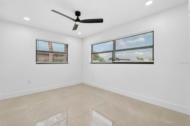 319 MIDWAY ISLAND, Clearwater, FL 33767