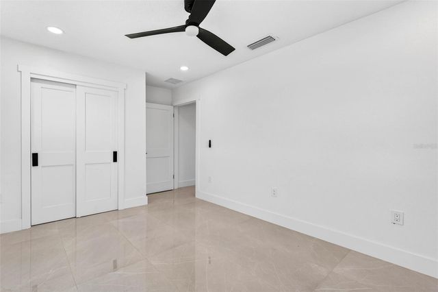 319 MIDWAY ISLAND, Clearwater, FL 33767