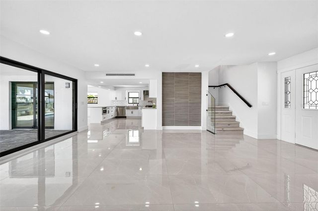 319 MIDWAY ISLAND, Clearwater, FL 33767