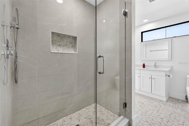 319 MIDWAY ISLAND, Clearwater, FL 33767