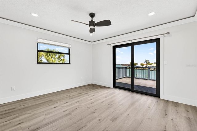 319 MIDWAY ISLAND, Clearwater, FL 33767