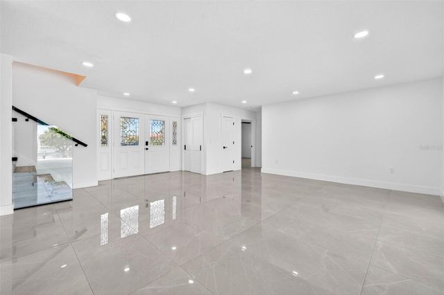 319 MIDWAY ISLAND, Clearwater, FL 33767