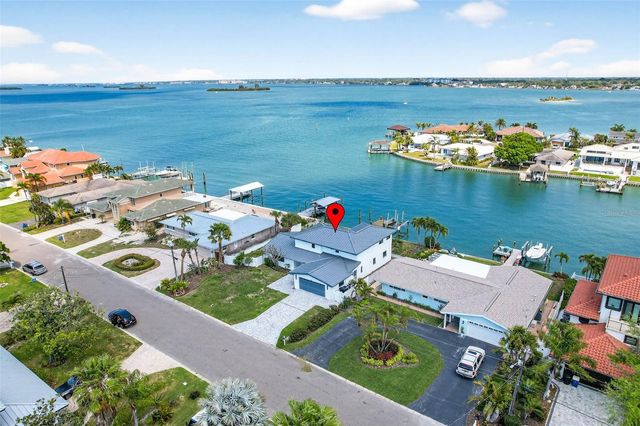 319 MIDWAY ISLAND, Clearwater, FL 33767