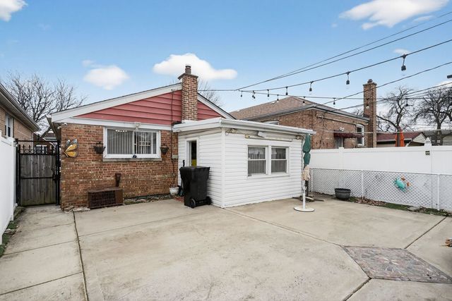 3446 W 74th Street, Chicago, IL 60629