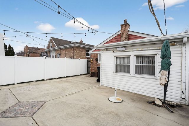 3446 W 74th Street, Chicago, IL 60629