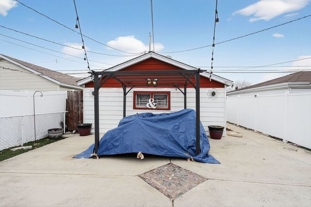 3446 W 74th Street, Chicago, IL 60629