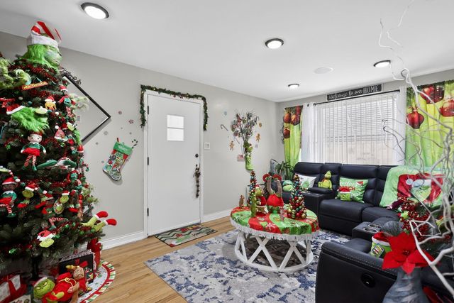 3446 W 74th Street, Chicago, IL 60629