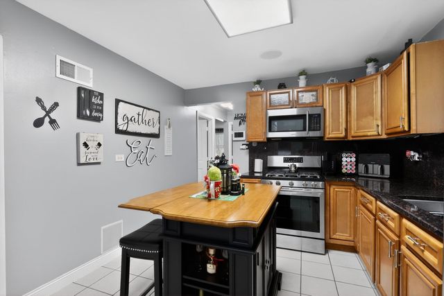 3446 W 74th Street, Chicago, IL 60629