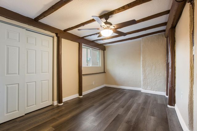 5201 Grande Drive NW, Albuquerque, NM 87107