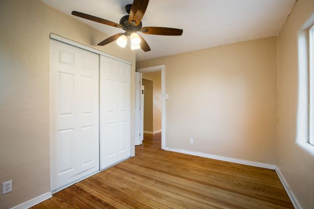 5201 Grande Drive NW, Albuquerque, NM 87107