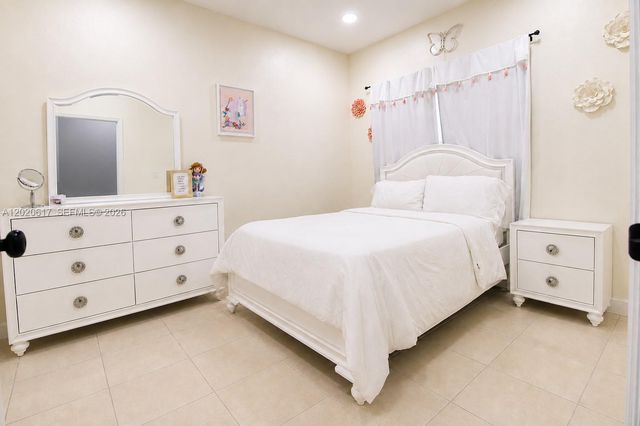 3496 NE 3rd Dr, Homestead, FL 33033