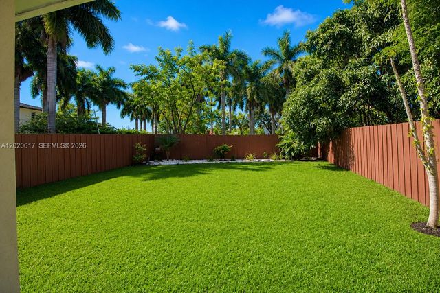 3496 NE 3rd Dr, Homestead, FL 33033