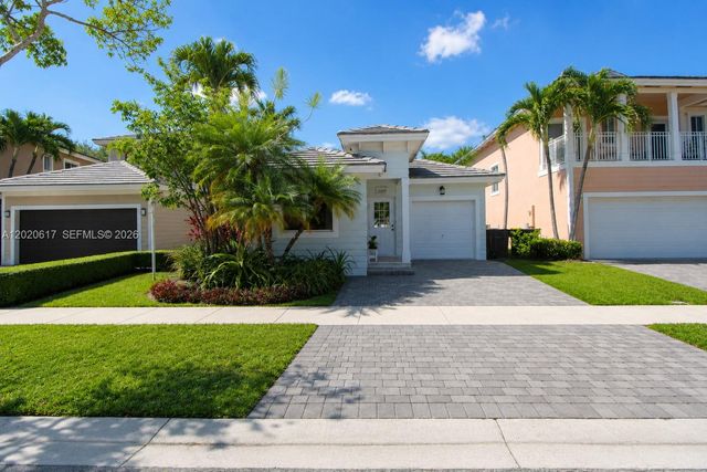 3496 NE 3rd Dr, Homestead, FL 33033