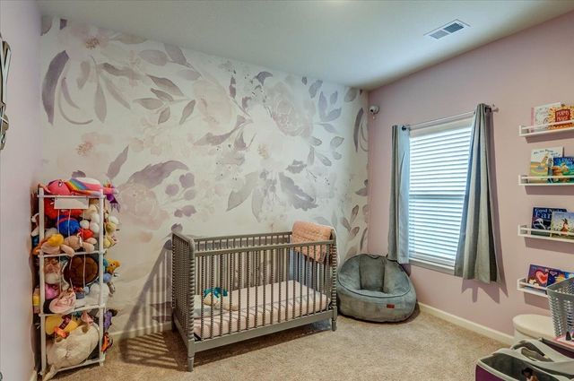 425 COLONIAL HEIGHTS DR, Munford, TN 38058
