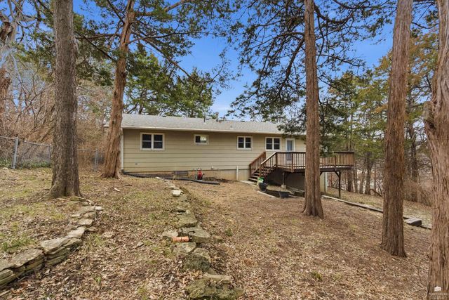 2412 Anderson Avenue, Manhattan, KS 66502