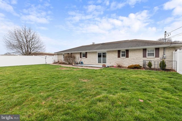134 LYNNWOOD DR, Palmyra, PA 17078