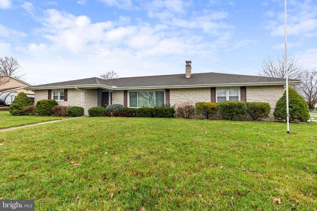 134 LYNNWOOD DR, Palmyra, PA 17078