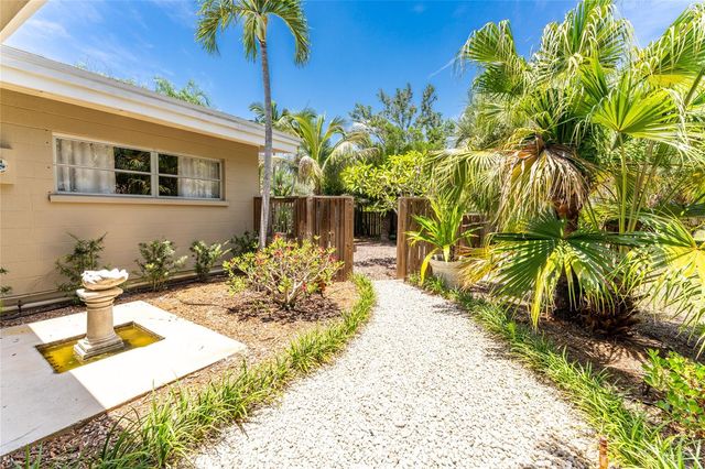 20 SPANIARDS ROAD, Placida, FL 33946