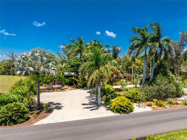 20 SPANIARDS ROAD, Placida, FL 33946
