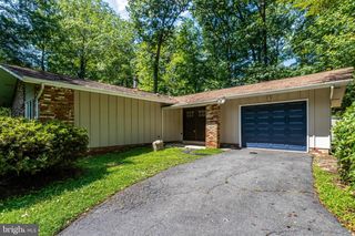 8701 NORFOLK AVE, Annandale, VA 22003